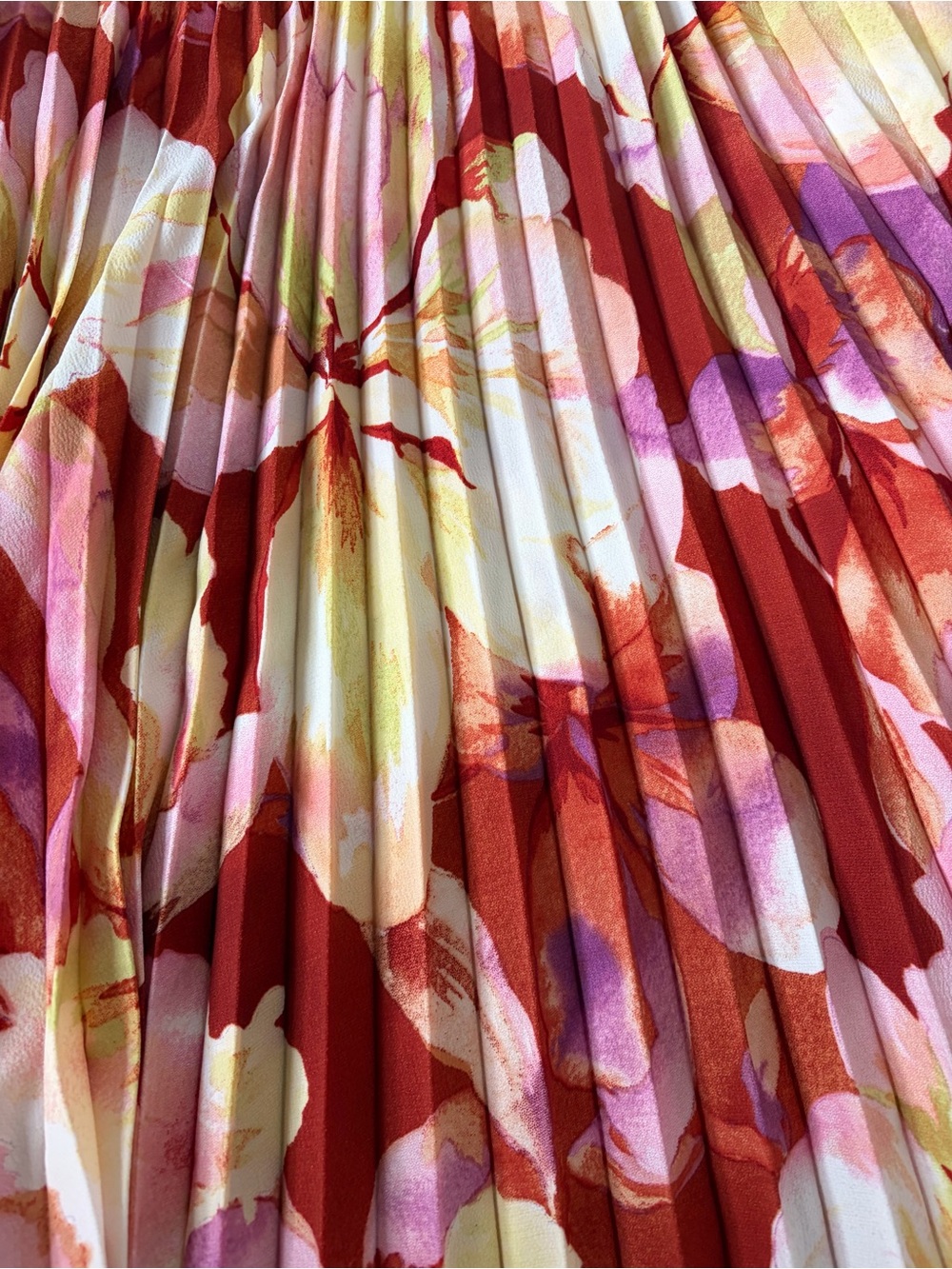 ASTR Blythe Floral Midi Dress - Picture 7 of 10